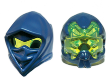 Part 20643pb01 - Minifigure, Headgear Ninjago Wrap Pointed with Narrow Eye Hole with Molded Trans-Neon Green Back Pattern - De BrickPlaats