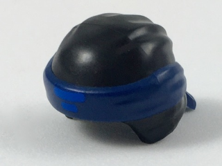Part 24496pb06 - Minifigure, Headgear Ninjago Wrap Type 3 with Molded Dark Blue Bandana and Knot and Printed Blue Lines Symbol Pattern - De BrickPlaats
