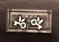 Part 3069pb0733 - Tile 1 x 2 with 2 Flying Keys Pattern (Sticker) - Set 71043 - De BrickPlaats