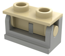 Part 3937c13 - Hinge Brick 1 x 2 with Tan Top Plate (3937 / 3938) - De BrickPlaats