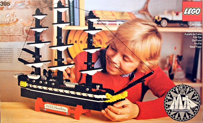 Set 398 - U.S.S. Constellation - De BrickPlaats