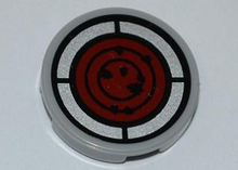 Part 4150pb110 - Tile, Round 2 x 2 with Red Radar Screen Pattern (Sticker) - Set 5887 - De BrickPlaats