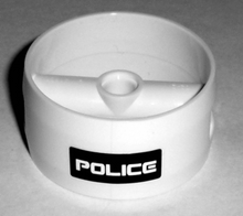 Part 41531pb003 - Cylinder 4 x 4 x 1 2/3 with Pin Holes and Center Bar with White 'POLICE' on Black Background Pattern (Sticker) - Set 5971 - De BrickPlaats