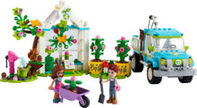 LEGO® Friends Tree-Planting Vehicle 41707 Building Kit - De BrickPlaats
