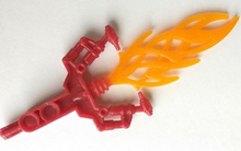 Part 50934pb01 - Bionicle Weapon Hordika Blazer Claw with Molded Trans-Orange Flexible Flame Pattern - De BrickPlaats
