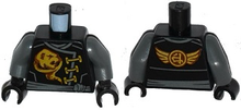Part 973pb2302c01 - Torso Ninjago Robe Gold Ghost Emblem, Dark Bluish Gray Sash, Ninjago Logogram 'Earth' and Wings on Back Pattern / Dark Bluish Gray Arms / Black Hands - De BrickPlaats