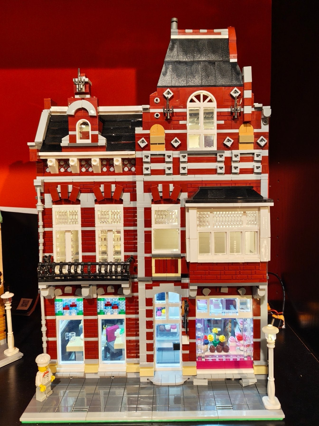 LEGO Modular MOC – Die Große Bäckerei (’s-Hertogenbosch)