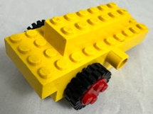 Part bb0046c01 - Windup Motor 1980s with 2 Black Tire 24mm D. x 8mm Offset Tread - Interior Ridges (bb0046 / 3483) - De BrickPlaats