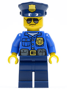 Minifigur cty0450 – Polizei – Stadtbeamter, goldene Dienstmarke, Polizeimütze, Sonnenbrille